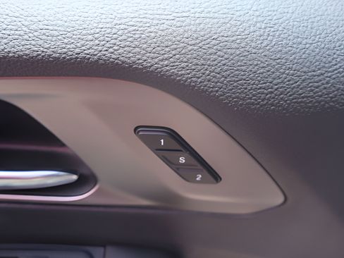 New 2027 Chrysler Pacifica Select FWD image 20