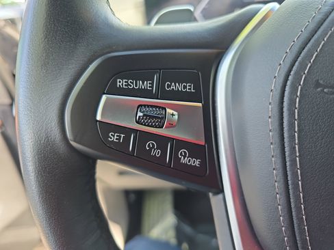 Used 2025 BMW X5 sDrive40i w/ Executive Package RWD image 19