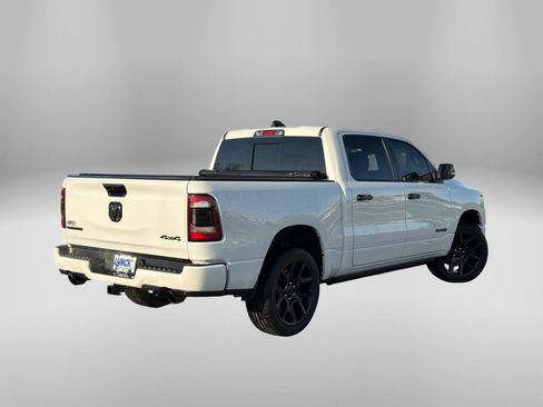 Used 2023 RAM 1500 Laramie AWD/4WD image 4