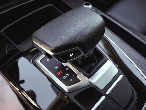 Used 2024 Audi Q5 2.0T Premium Plus image 30