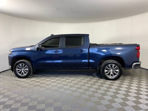 Used 2021 Chevrolet Silverado 1500 LT w/ Z71 Off-Road Package AWD/4WD image 6