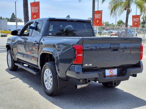 Used 2024 Toyota Tacoma SR5 AWD/4WD image 4
