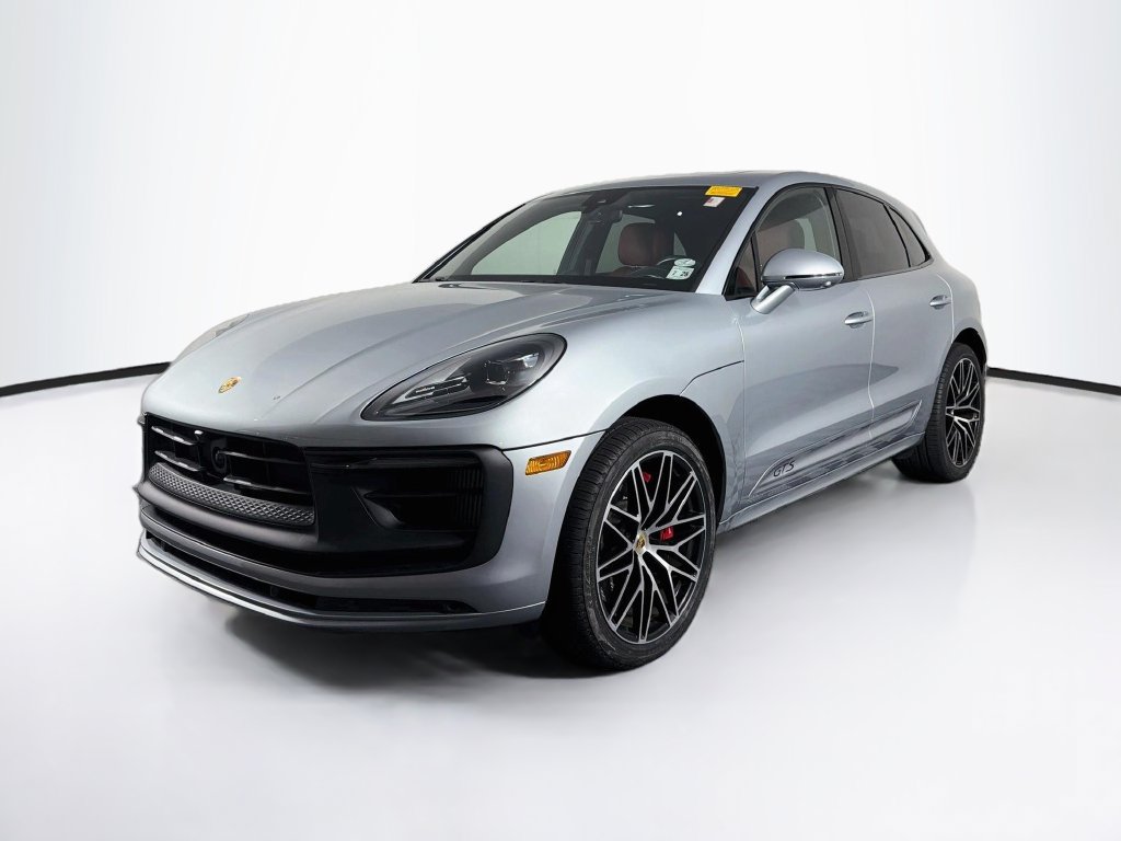 Certified 2024 Porsche Macan GTS AWD/4WD image 1