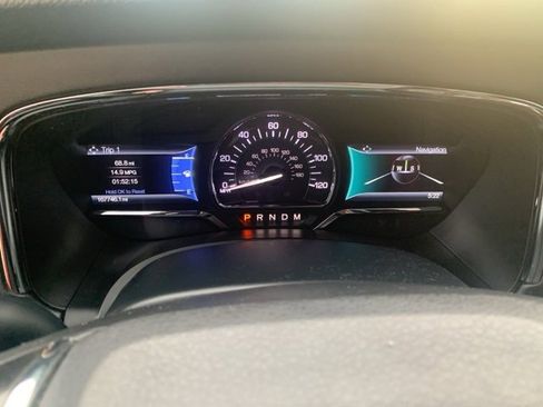 Used 2016 Lincoln Navigator L Select image 22