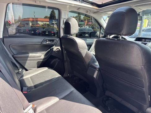 Used 2015 Subaru Forester 2.0XT Touring AWD/4WD image 22