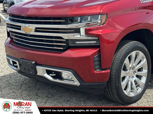 Certified 2022 Chevrolet Silverado 1500 High Country w/ Technology Package AWD/4WD image 8