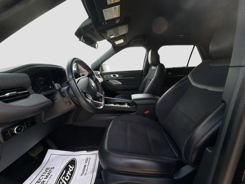 Certified 2025 Ford Explorer ST image 24