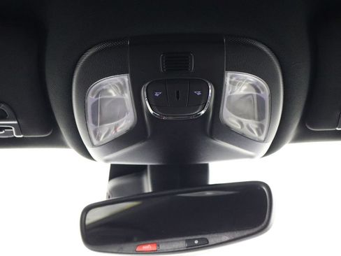 Used 2025 Jeep Compass Limited AWD/4WD image 24
