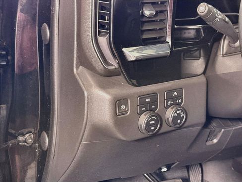 Used 2023 Chevrolet Silverado 1500 LT AWD/4WD image 4