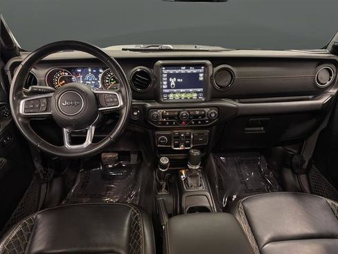 Used 2022 Jeep Gladiator Overland image 5