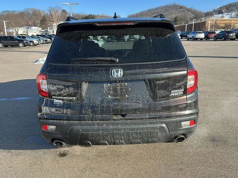Used 2021 Honda Passport Touring image 4