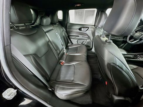 Certified 2023 Jeep Compass Trailhawk AWD/4WD image 36