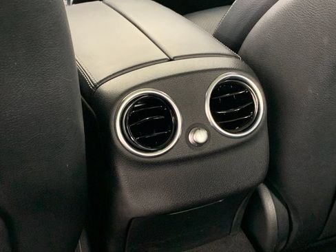 Used 2016 Mercedes-Benz C 300 Sedan image 34