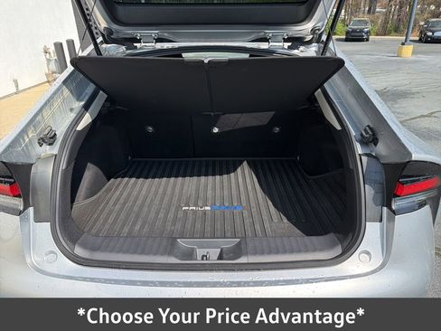 Used 2023 Toyota Prius XLE image 14