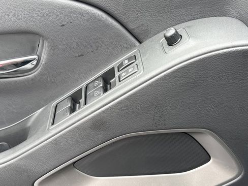 New 2026 Nissan Frontier SV w/ Tow Package image 15