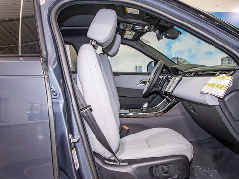 Used 2026 Land Rover Range Rover Velar Dynamic SE image 21