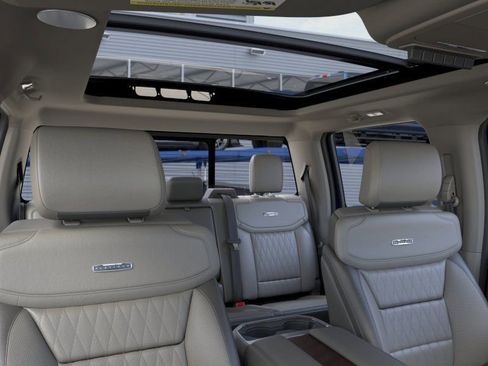 New 2026 Ford F250 Platinum AWD/4WD image 22