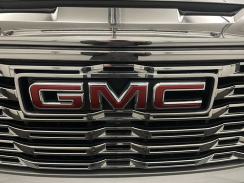 Used 2024 GMC Sierra 1500 Denali w/ Denali Reserve Package AWD/4WD image 27