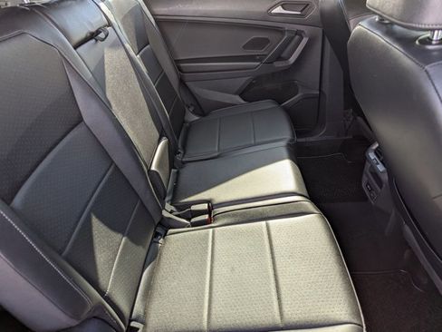 Used 2019 Volkswagen Tiguan SE w/ 3rd Row Seat Package image 19