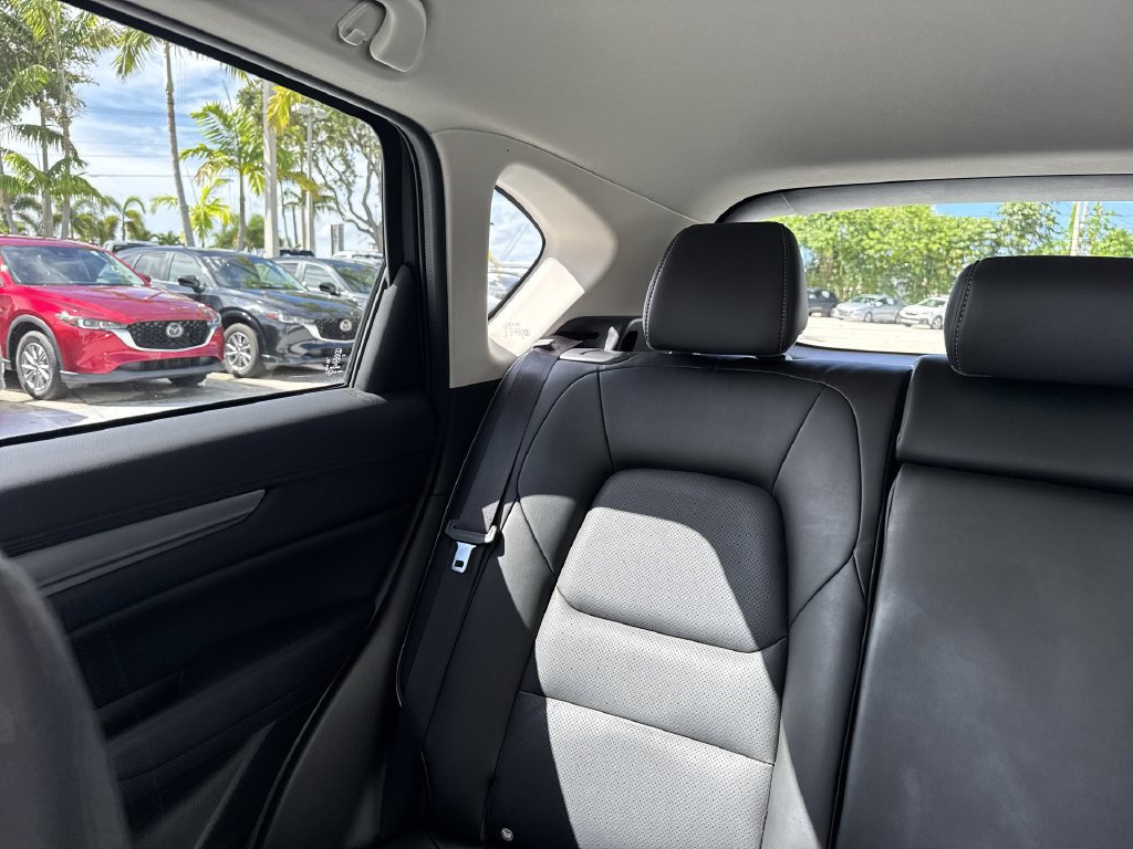 Used 2024 MAZDA CX-5 AWD 2.5 S w/ Select Package image 17