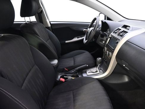 Used 2013 Toyota Corolla S FWD image 16