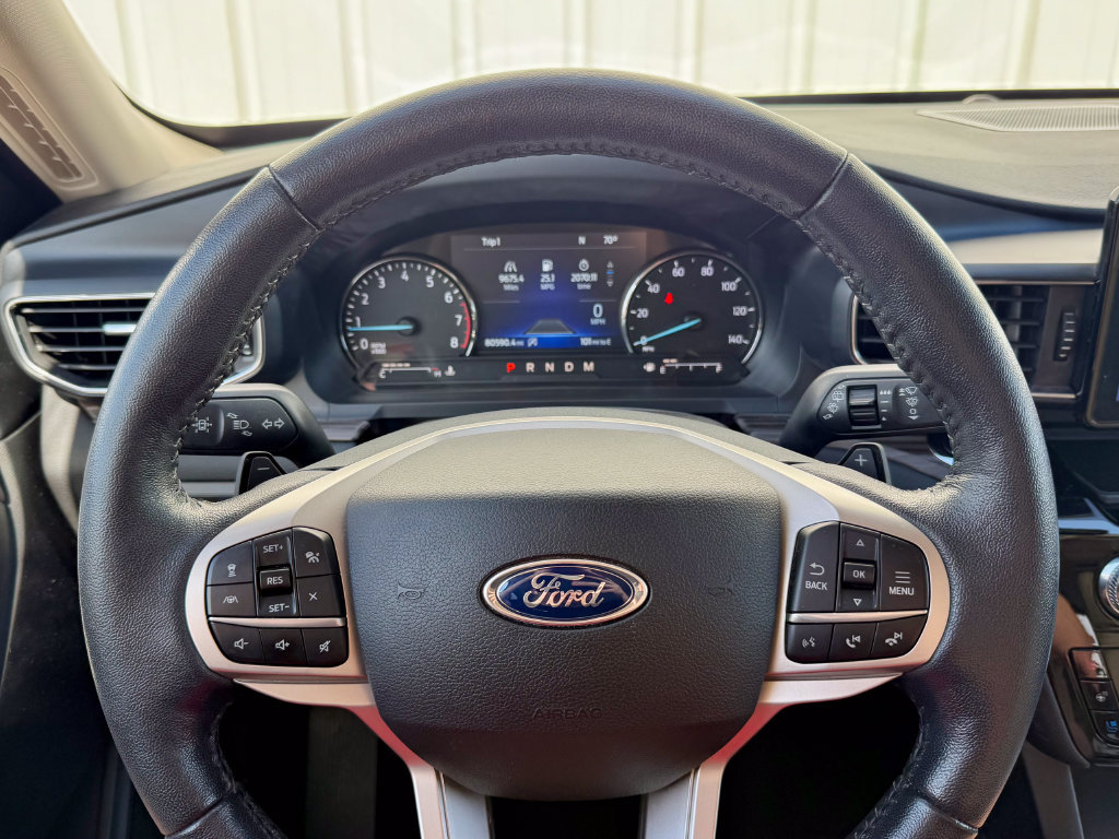 Used 2021 Ford Explorer Limited w/ Equipment Group 301A AWD/4WD image 22