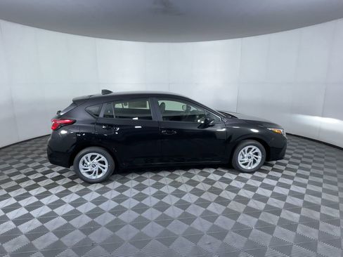 Used 2025 Subaru Impreza 2.0i image 9