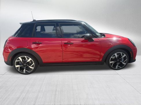 Used 2025 MINI Cooper S FWD image 7