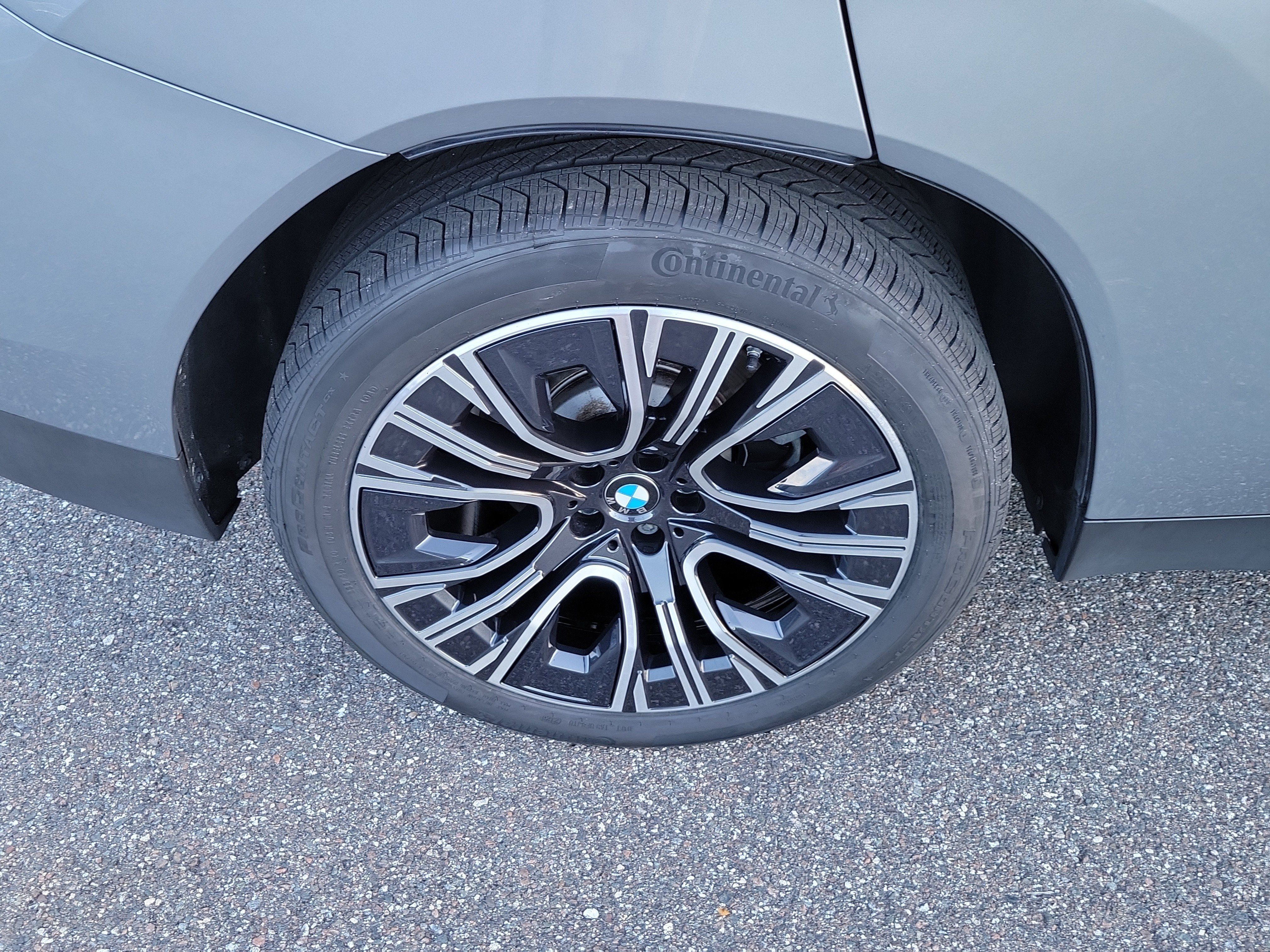 Used 2025 BMW X3 xDrive30i w/ Premium Package AWD/4WD image 39