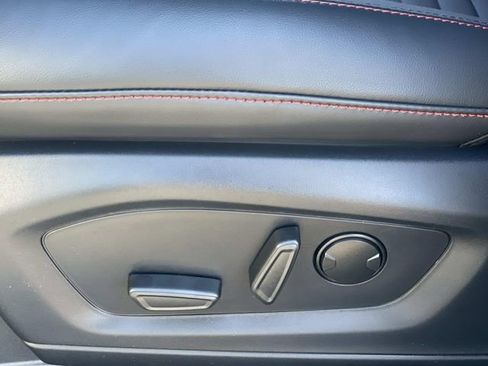 New 2026 Ford Explorer ST-Line w/ ST-Line Street Pack image 19