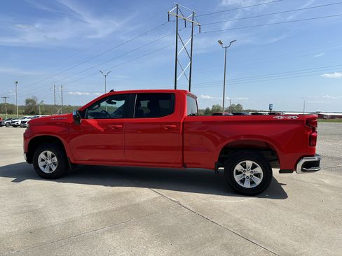 Used 2021 Chevrolet Silverado 1500 LT AWD/4WD image 8