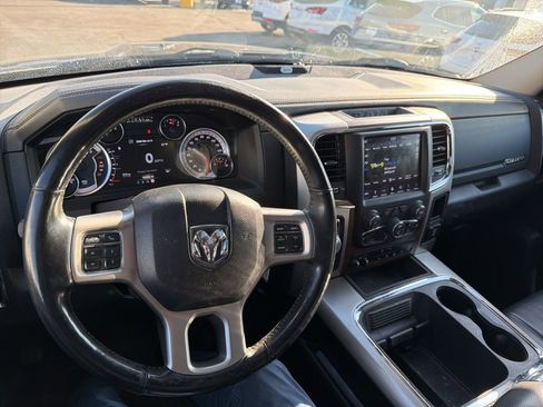 Used 2018 RAM 1500 Laramie image 3