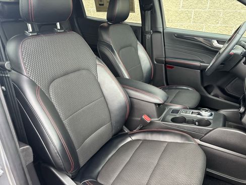 Used 2023 Ford Escape ST-Line Select w/ Tech Pack #2 image 14