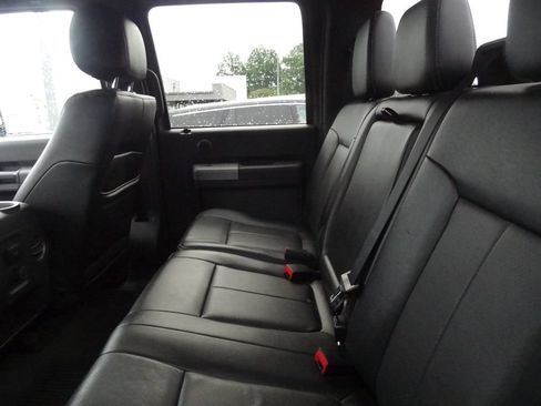 Used 2016 Ford F250 Lariat w/ Chrome Package AWD/4WD image 8