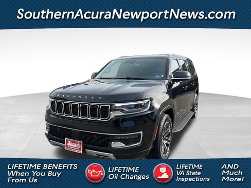 Used 2024 Jeep Wagoneer L Series II w/ Flexible Seating Group image 1