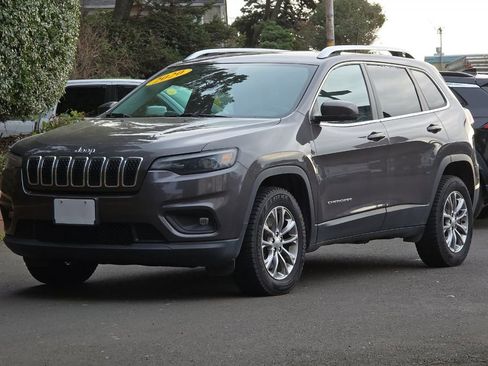 Used 2020 Jeep Cherokee Latitude Plus w/ Cold Weather Group image 7