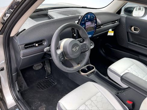 Certified 2025 MINI Cooper 2-Door Hardtop image 14