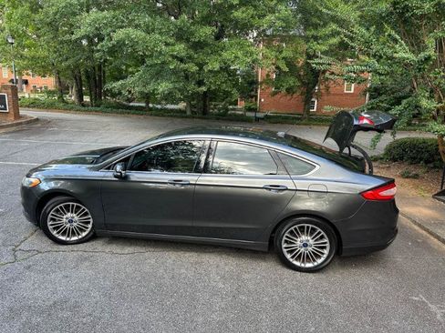 Used 2016 Ford Fusion SE w/ Equipment Group 202A FWD image 15