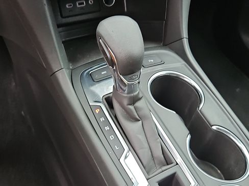 Used 2023 Chevrolet Equinox LT AWD/4WD image 14