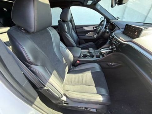 Used 2023 Acura MDX A-Spec image 32
