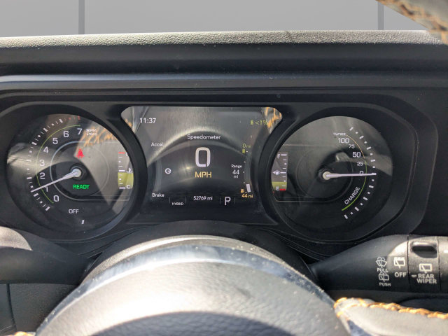 Used 2024 Jeep Wrangler Unlimited Sahara AWD/4WD image 30
