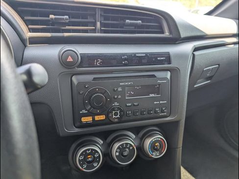 Used 2012 Scion tC FWD image 16