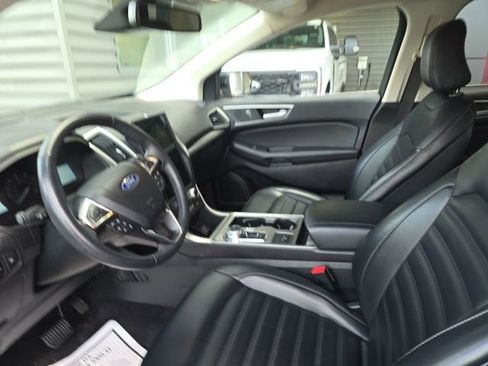 Certified 2024 Ford Edge SEL image 7