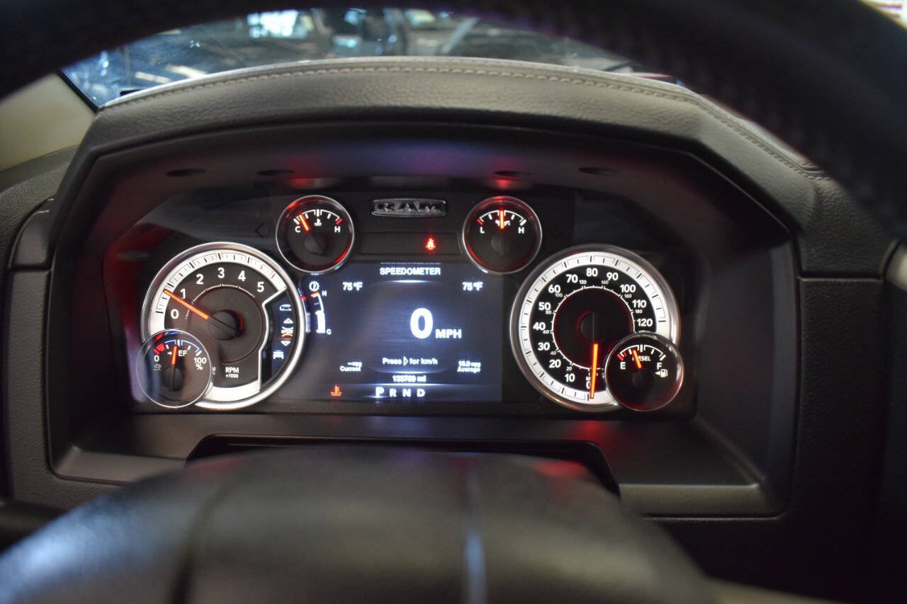 Used 2016 RAM 1500 Laramie w/ Convenience Group AWD/4WD image 98