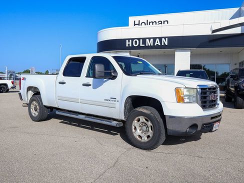 Used 2009 GMC Sierra 2500 SLE w/ Convenience Package AWD/4WD image 1