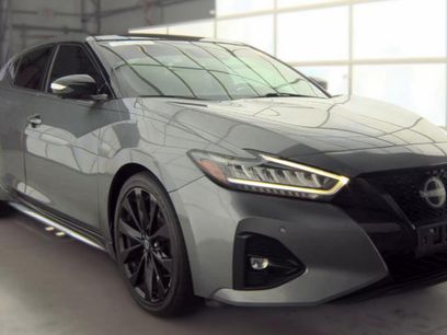 Used 2023 Nissan Maxima SR w/ Sport Mat Group