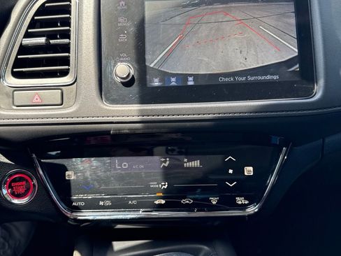 Used 2022 Honda HR-V EX image 10
