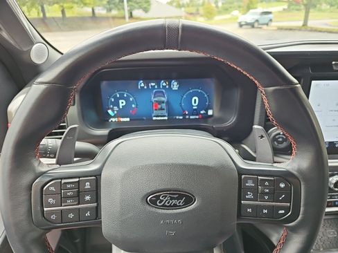 Used 2025 Ford F150 Raptor AWD/4WD image 23