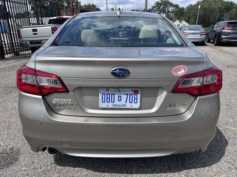 Used 2017 Subaru Legacy 2.5i Limited AWD/4WD image 6