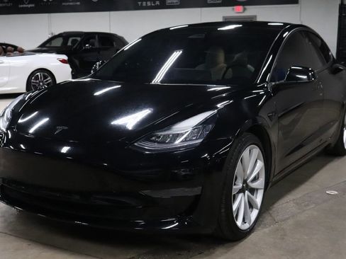 Used 2020 Tesla Model 3 Standard Range Plus image 1